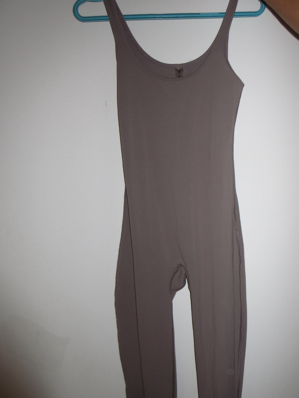 XS Aritzia TNA Sleeveless Jumpsuit